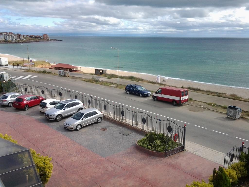Villa Rouge Sozopol Exteriör bild